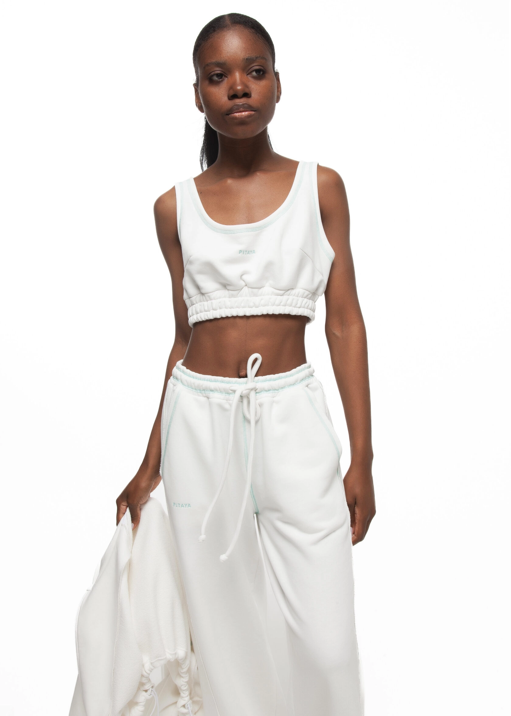 Джоггеры MILK MIAMI в белом цвете - 40-42 (XS-S) - Молочный